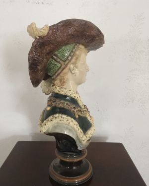 Glazed stoneware bust “A young Renaissance woman with feather hat”, ca.1890.