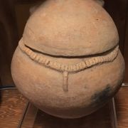 South American terracotta figure : <i>Rio magdalena Chimila figural terracotta burial urn with lid</i>, ca.1000-1200 A.D.